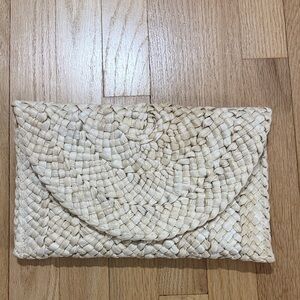 NWT Shiraleah Natural Simonetta Woven Clutch